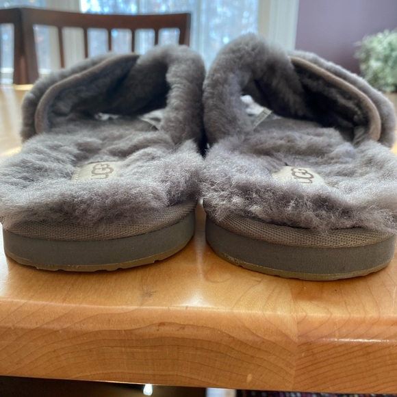 Ugg Australia Abela Slipper - Picture 7 of 10
